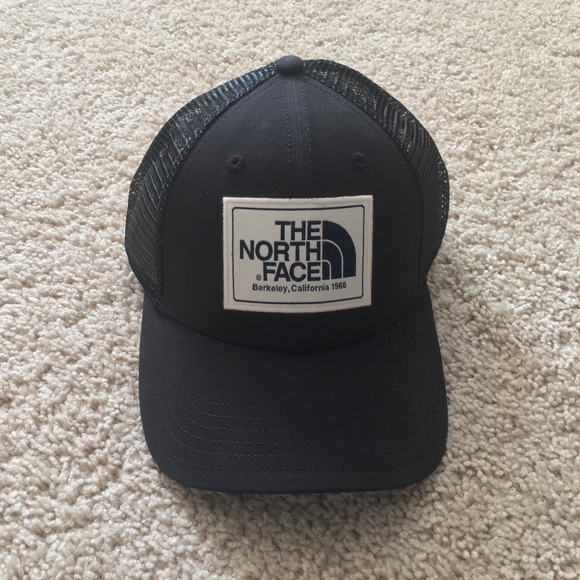 The North Face Mudder Trucker mesh cap hat - Picture 2 of 3